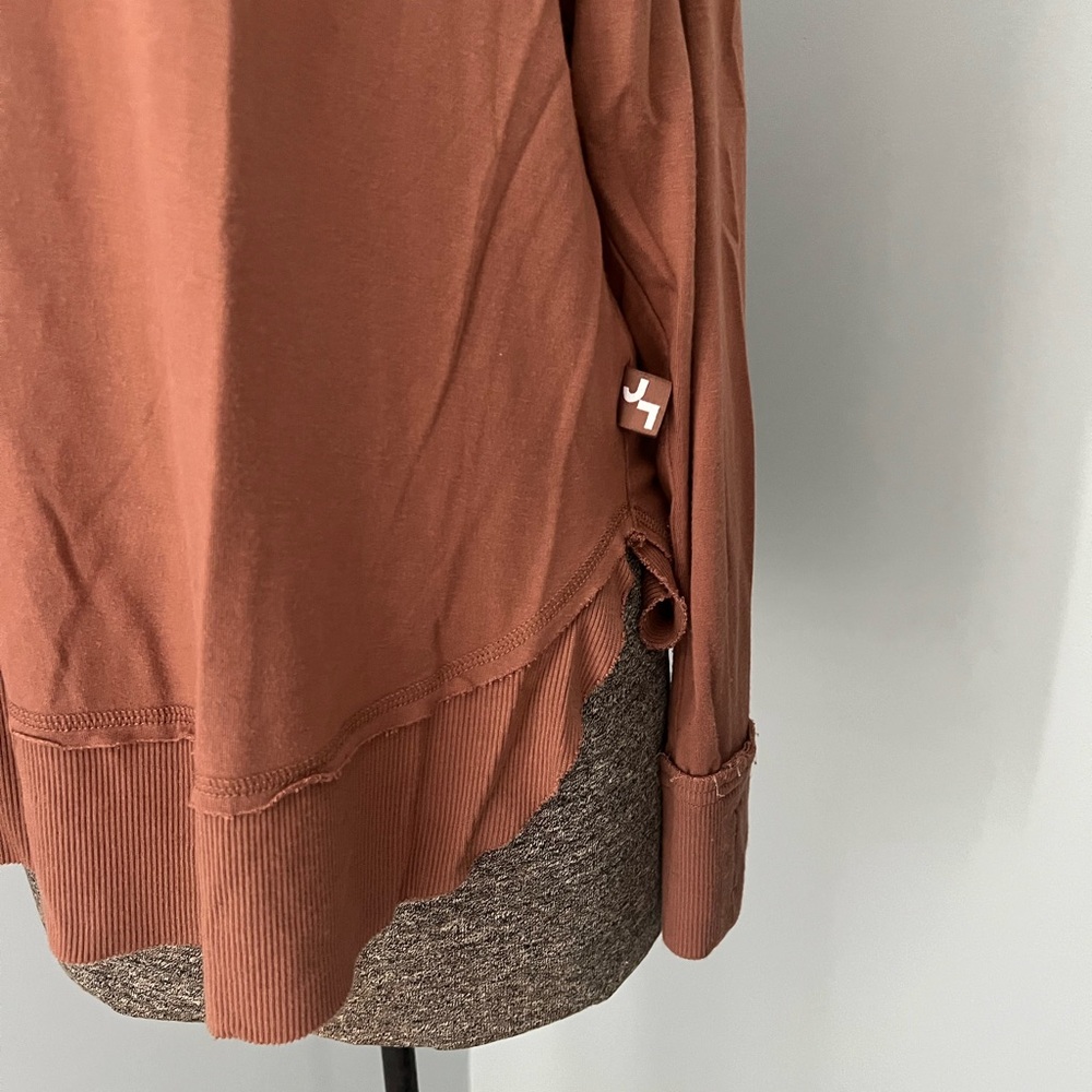 JoyLab Rust Long Sleeve Top - Picture 2 of 7